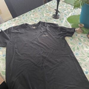 Vuori Classic Black Short Sleeve Tee